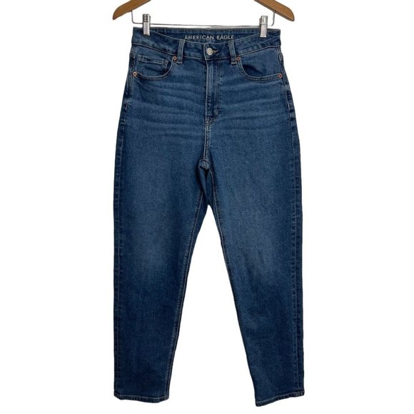 American Eagle Outfitters Denim - AE American Eagle Womens Jeans Size 6 Mom Jean Light Medium Wash